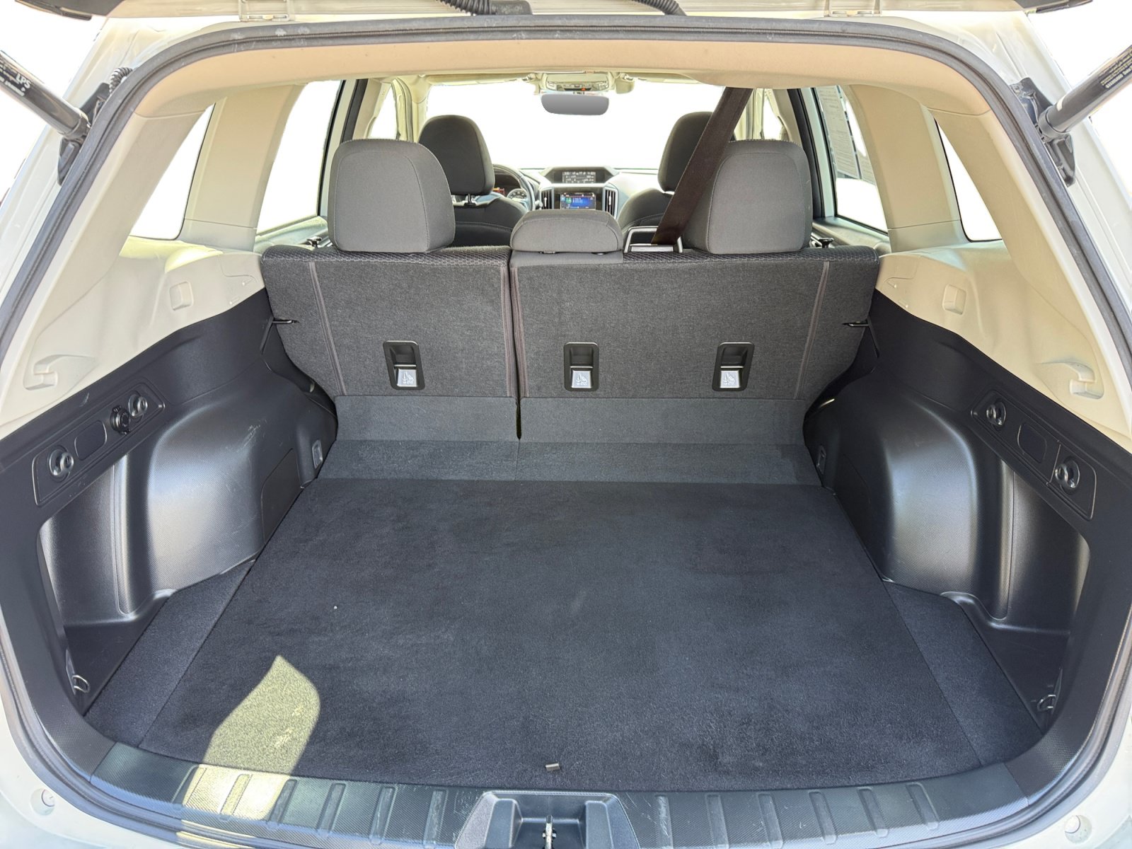 Used 2020 Subaru Forester Premium AWD/4WD image 17