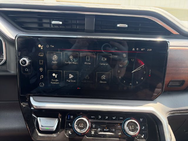 Used 2023 GMC Sierra 1500 Denali Ultimate AWD/4WD image 18