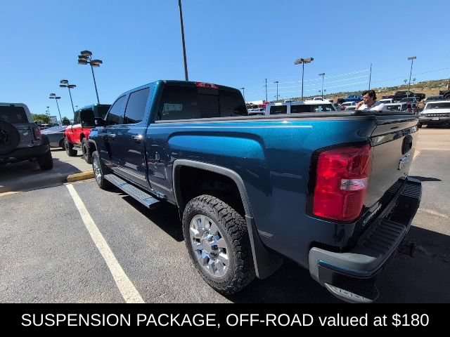 Used 2017 GMC Sierra 2500 Denali w/ Duramax Plus Package AWD/4WD image 9