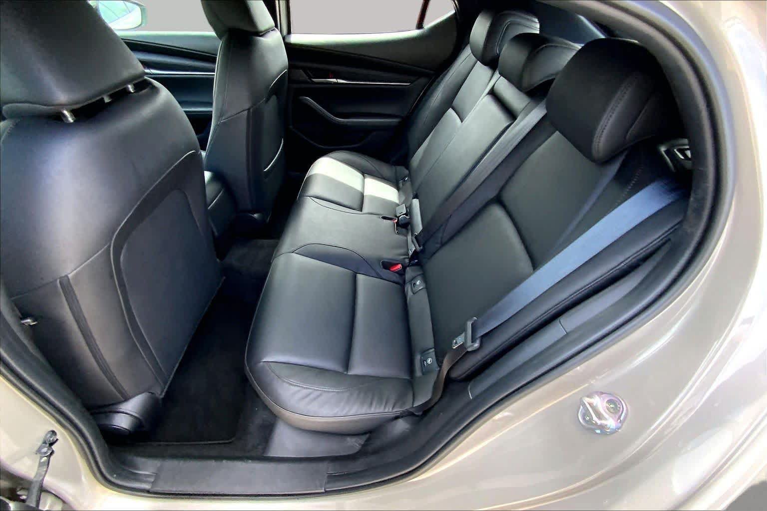 Used 2024 MAZDA MAZDA3 s FWD image 21