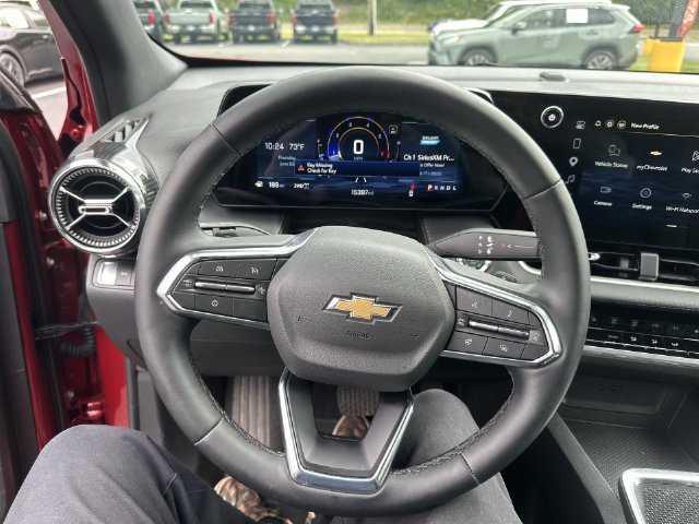 Used 2026 Chevrolet Equinox LT AWD/4WD image 14