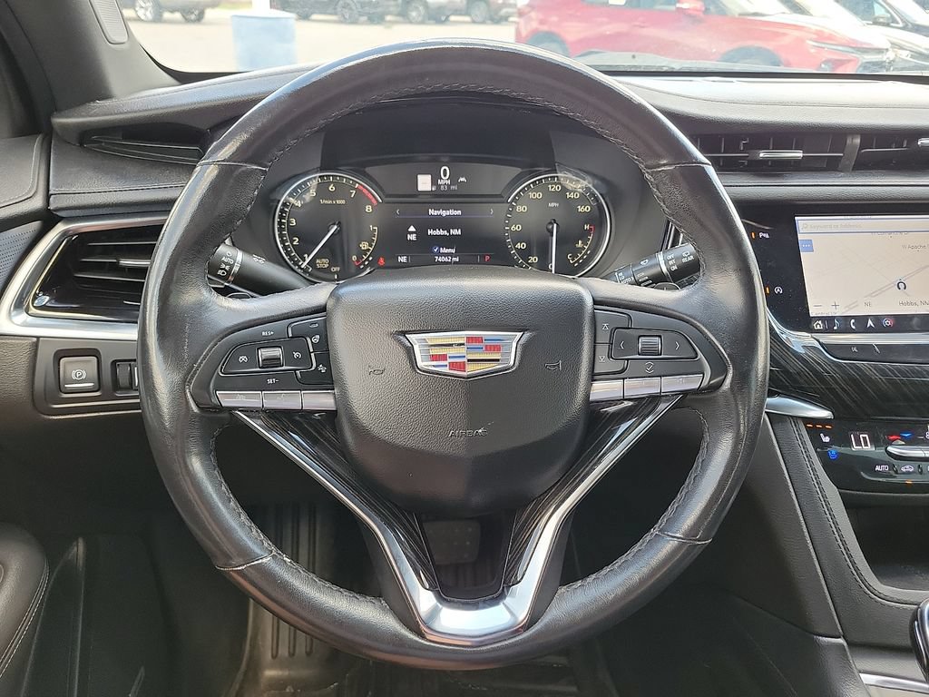 Used 2023 Cadillac XT6 Premium Luxury FWD image 28