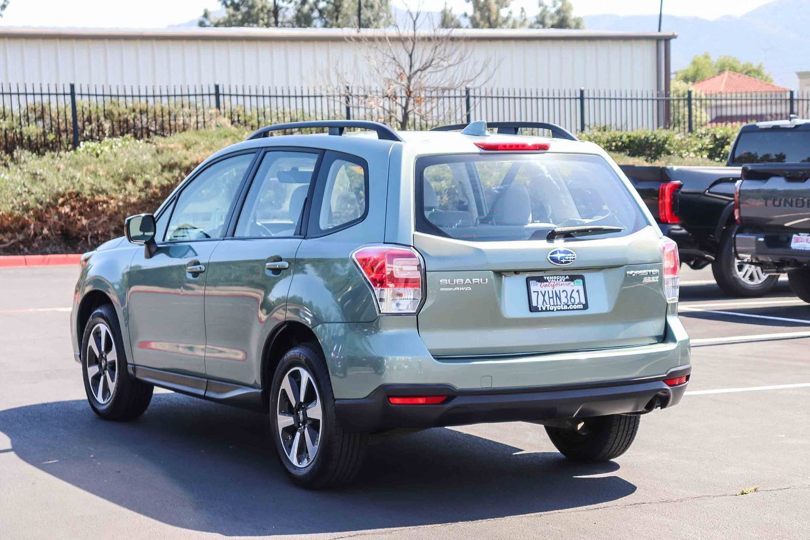 Used 2017 Subaru Forester 2.5i w/ Alloy Wheel Package AWD/4WD image 5