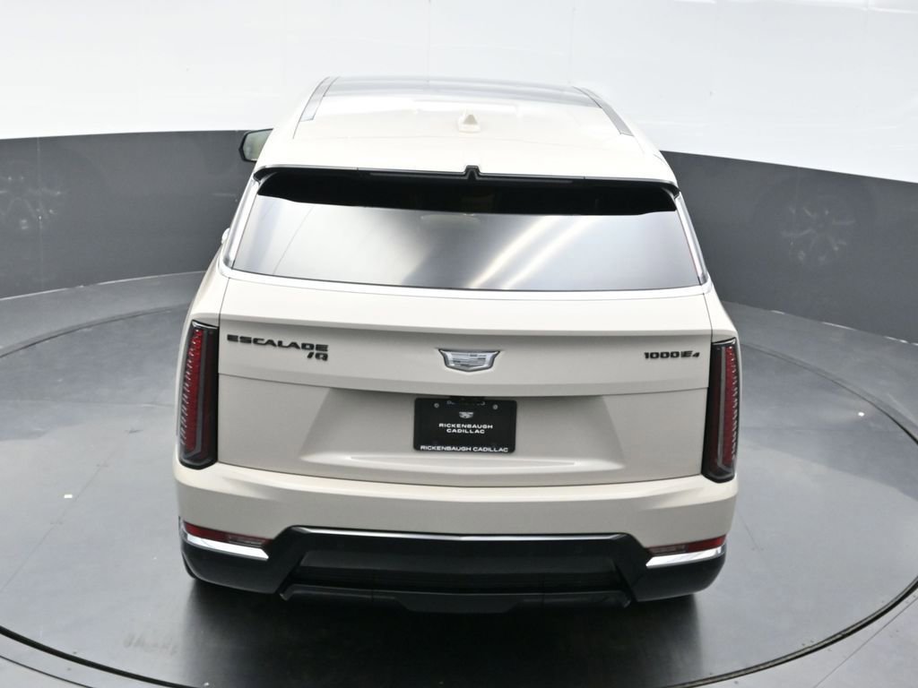 New 2026 Cadillac Escalade IQ Luxury 2 w/ LPO, Radiant Package AWD/4WD image 46