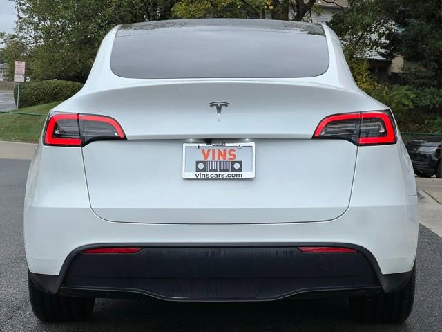 Used 2025 Tesla Model Y Long Range image 9