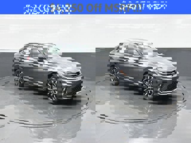 New 2026 Volkswagen Jetta SE image 1