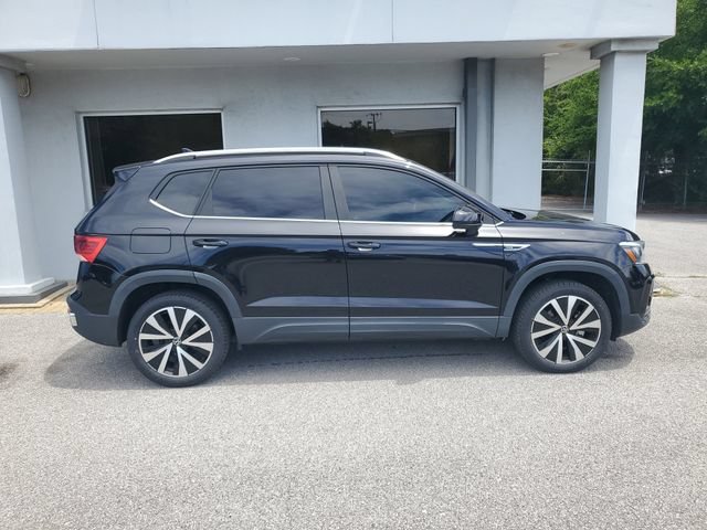 Used 2022 Volkswagen Taos SE FWD image 7