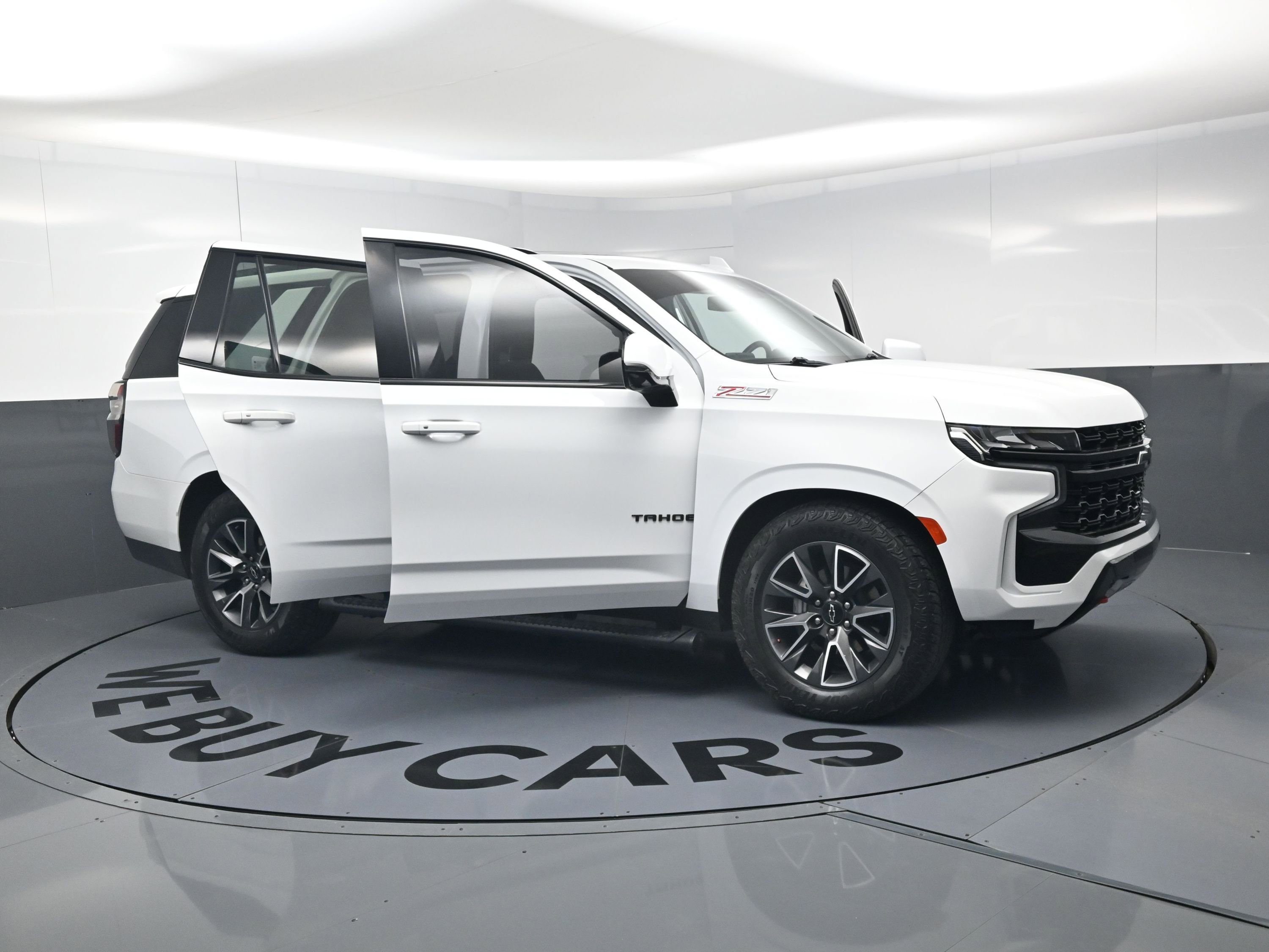 Used 2023 Chevrolet Tahoe Z71 w/ Z71 Off-Road Package AWD/4WD image 24