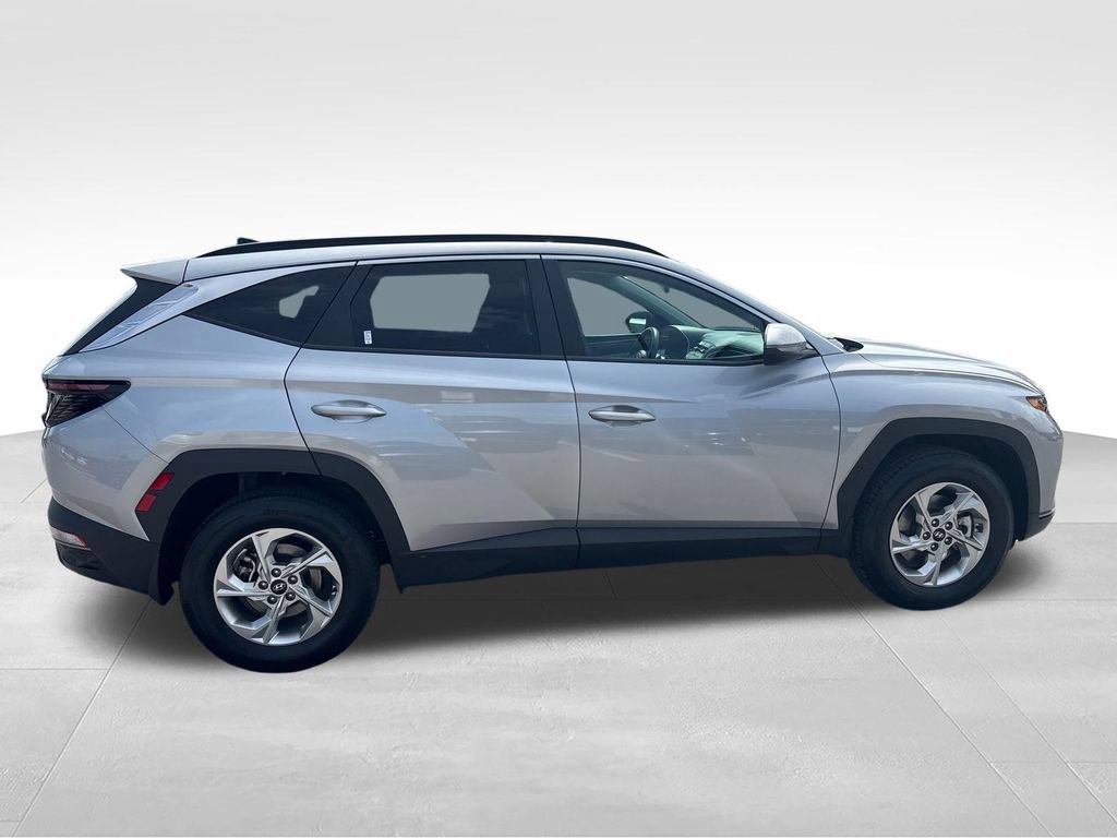 Used 2023 Hyundai Tucson SEL AWD/4WD image 6