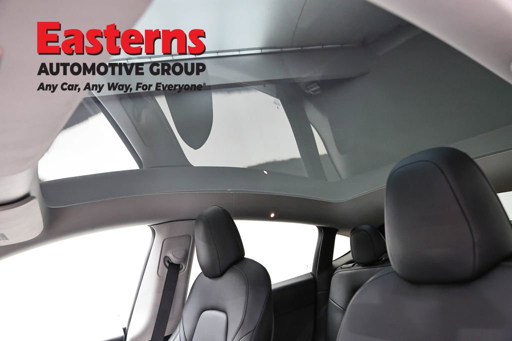 Used 2022 Tesla Model Y Long Range image 28