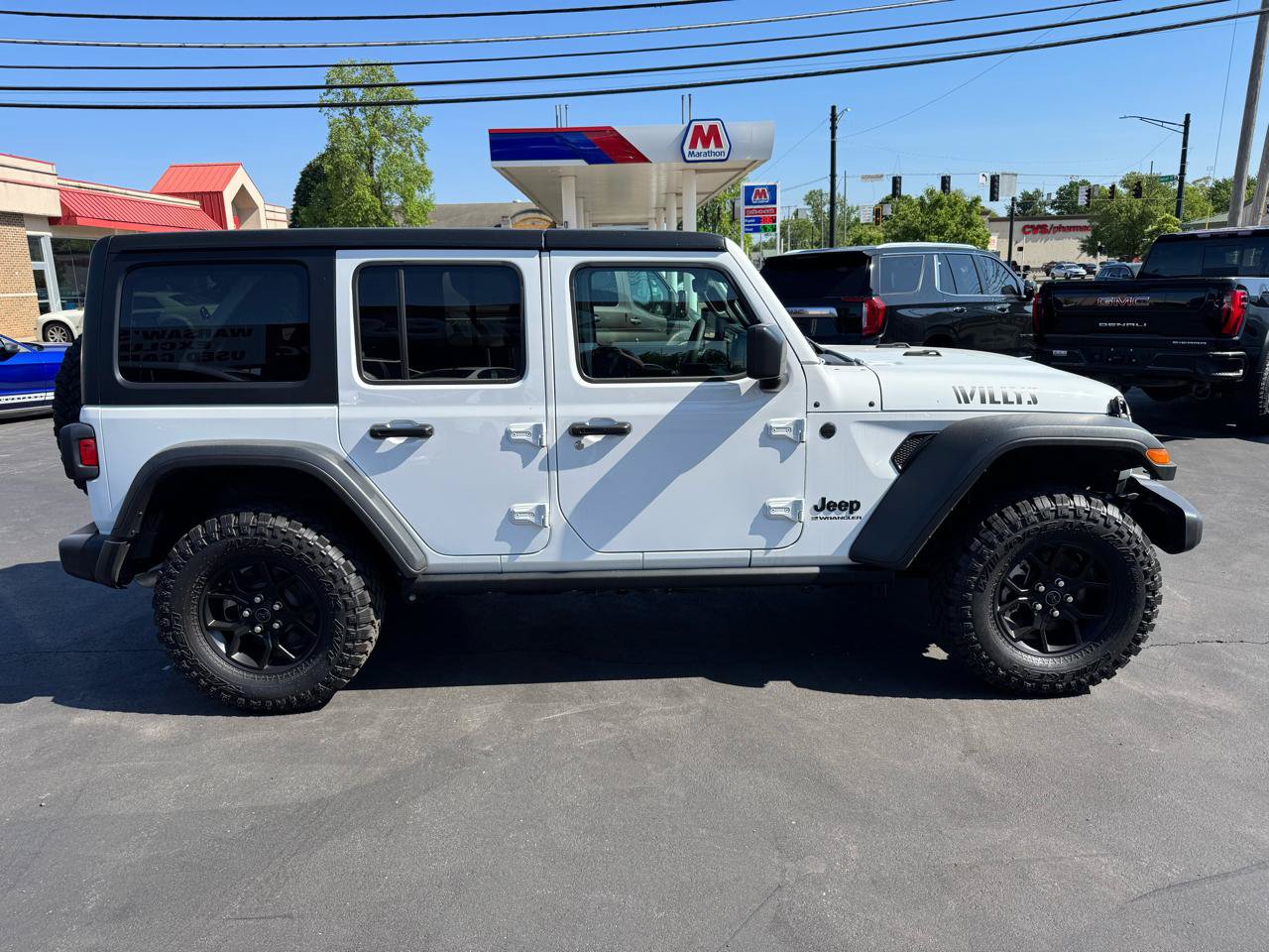 Used 2025 Jeep Wrangler Unlimited Sport AWD/4WD image 4