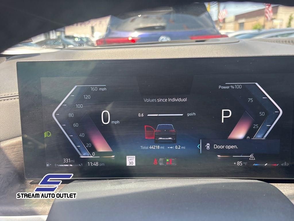 Used 2024 BMW X5 xDrive40i w/ Premium Package image 31