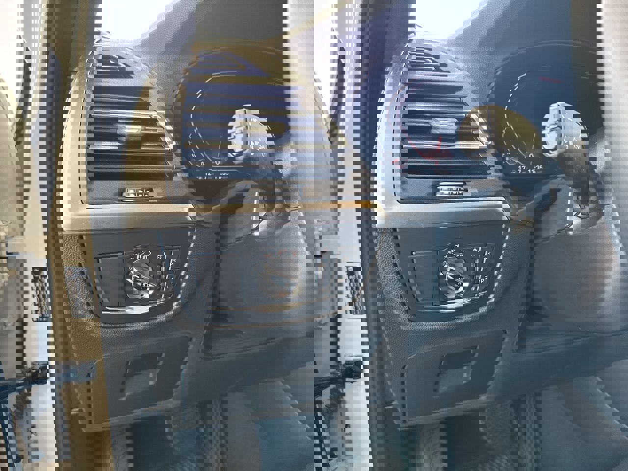 Used 2023 BMW X3 xDrive30i w/ Convenience Package image 35