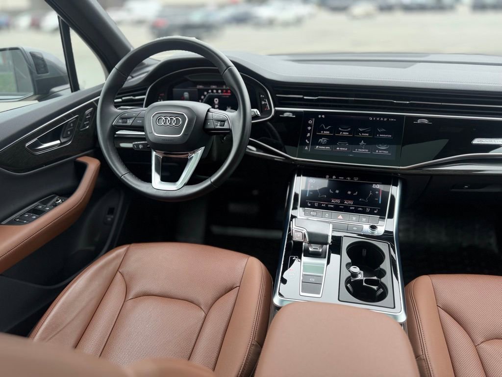 Used 2023 Audi Q7 3.0T Premium Plus w/ Premium Plus Package image 11