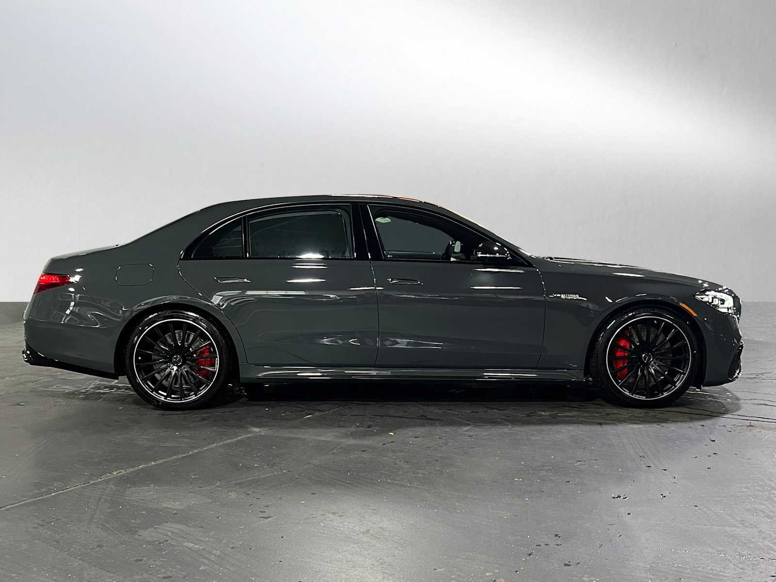 New 2026 Mercedes-Benz S 63 AMG S image 2