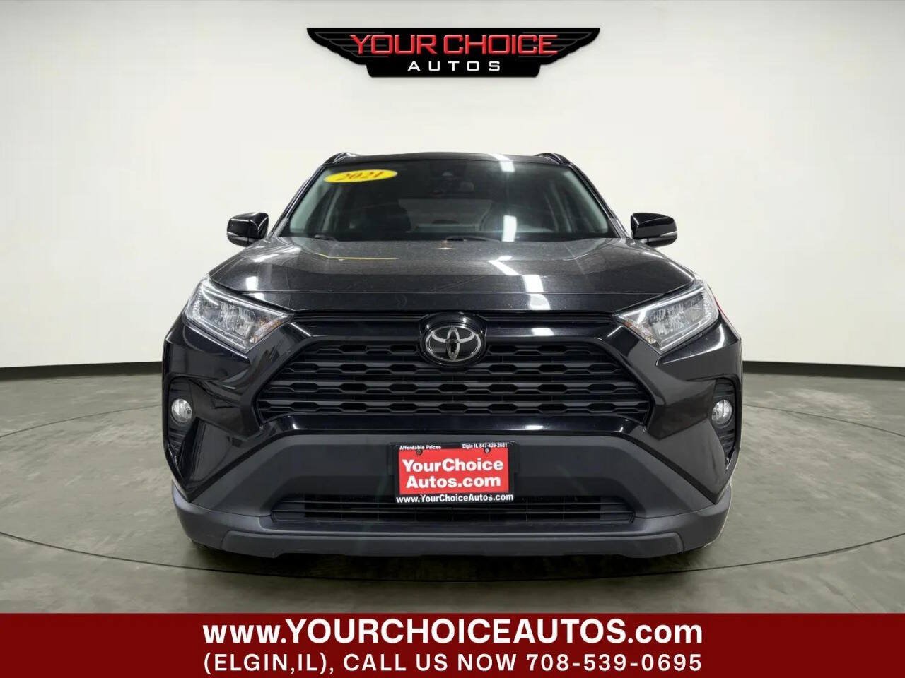 Used 2021 Toyota RAV4 XLE FWD image 10