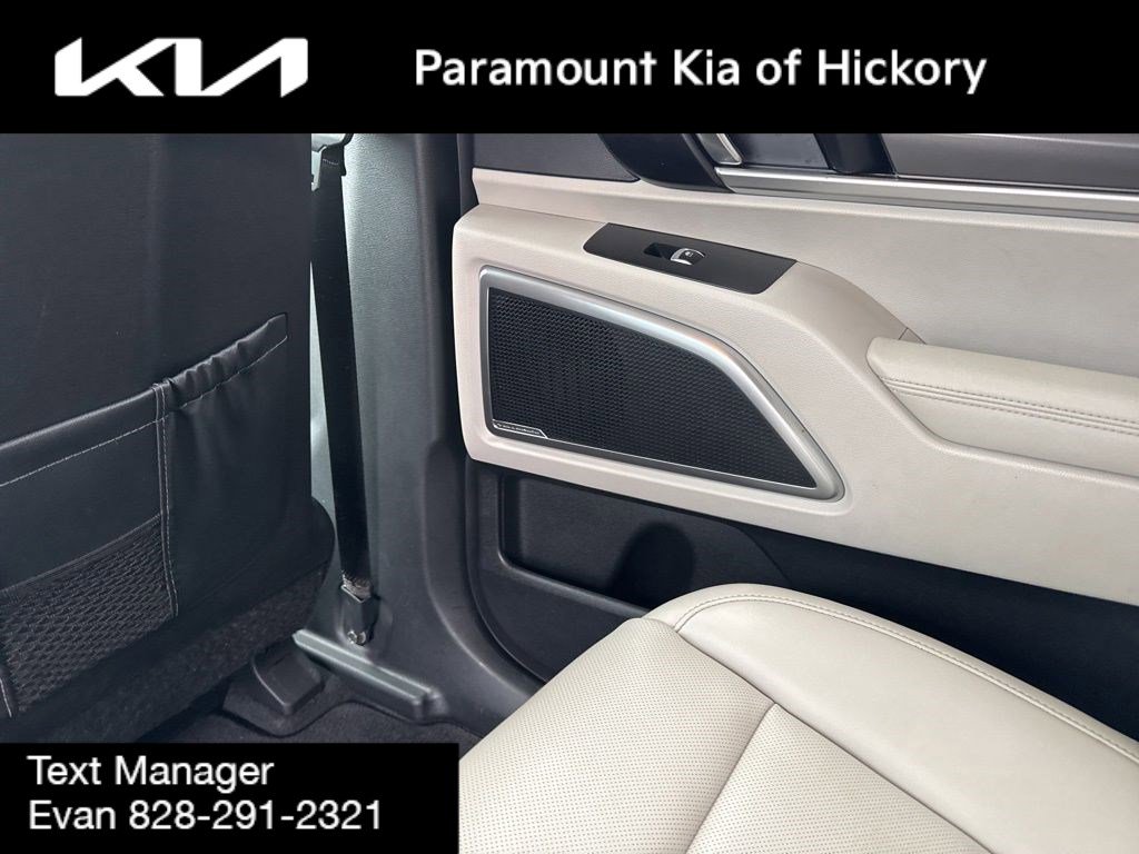 Used 2023 Kia Telluride S image 19