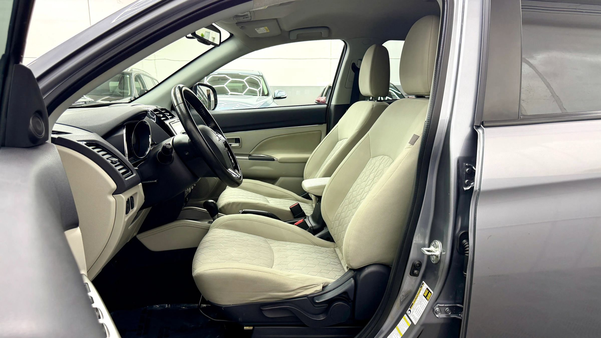 Used 2020 Mitsubishi Outlander Sport SE image 9