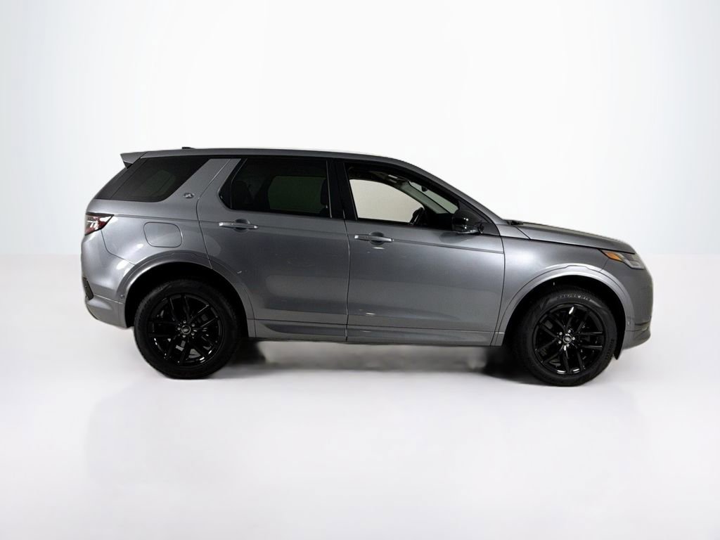 Used 2025 Land Rover Discovery Sport S image 6