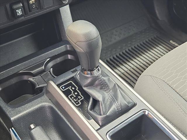 Used 2019 Toyota Tacoma SR5 AWD/4WD image 12