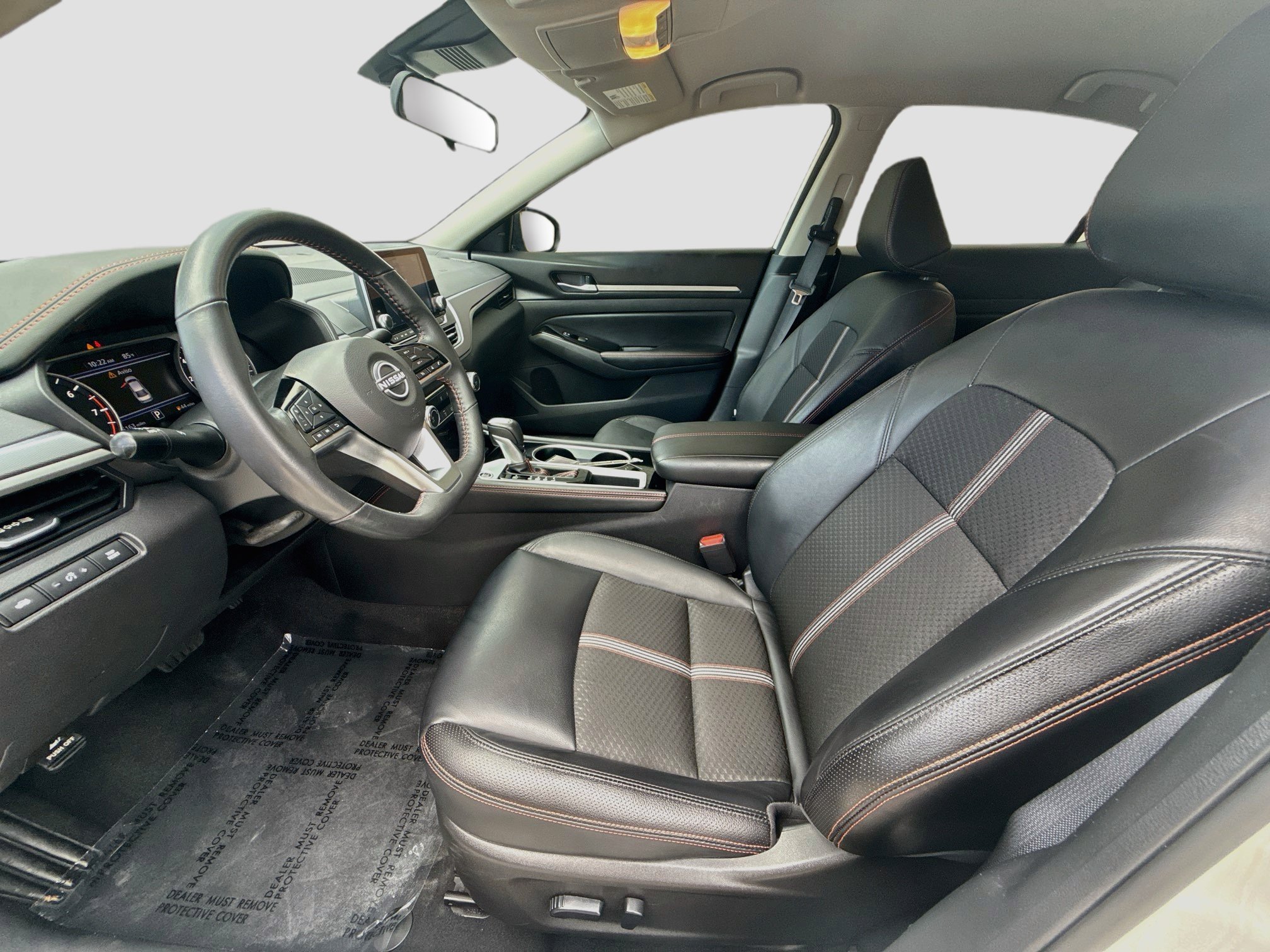 Used 2024 Nissan Altima 2.5 SR FWD image 16