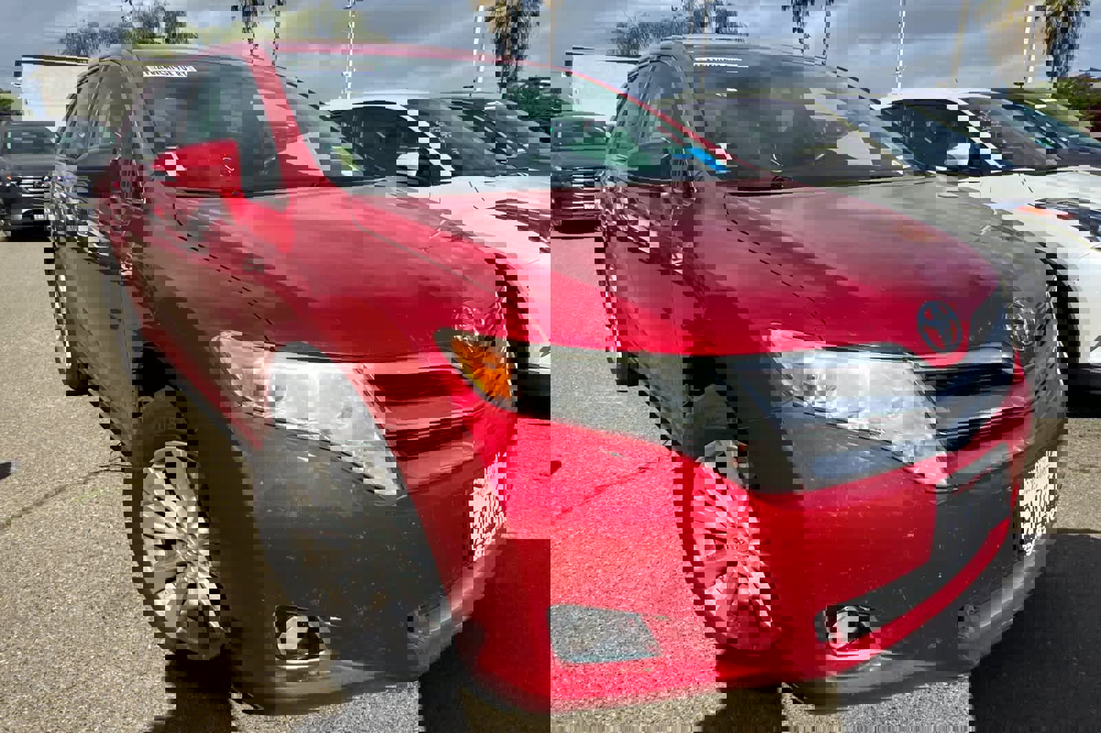 Used 2013 Toyota Venza XLE FWD image 3