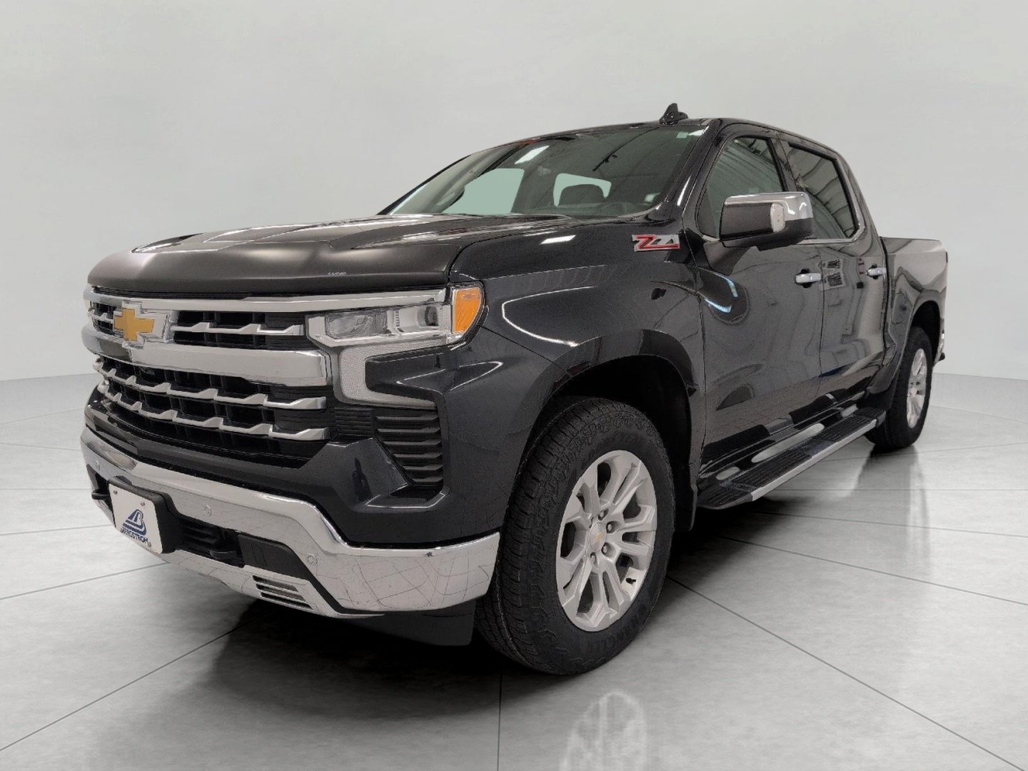 Certified 2024 Chevrolet Silverado 1500 LTZ w/ Technology Package AWD/4WD image 12