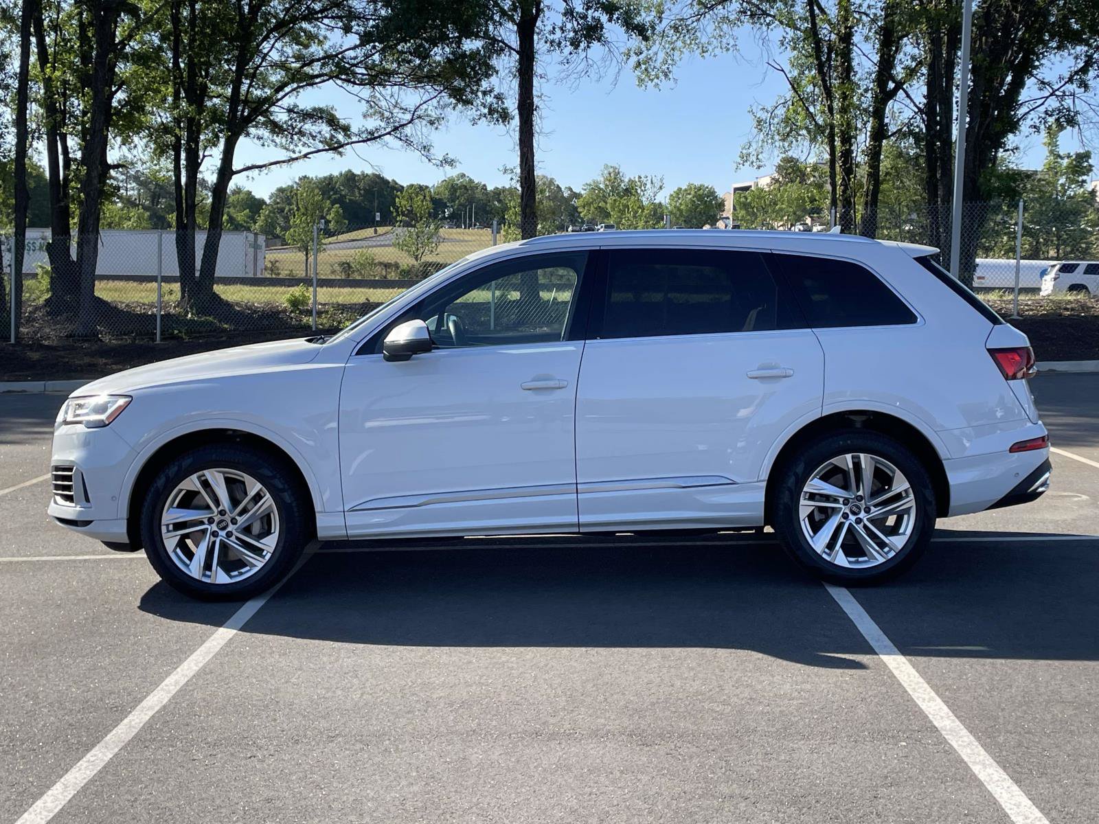 Certified 2023 Audi Q7 2.0T Premium Plus w/ Premium Plus Package AWD/4WD image 4