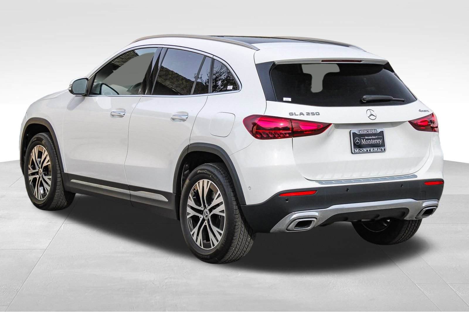 Certified 2025 Mercedes-Benz GLA 250 4MATIC image 7