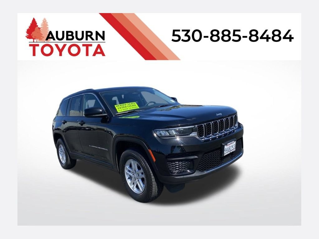 Used 2023 Jeep Grand Cherokee Laredo w/ Luxury Tech Group I AWD/4WD image 1