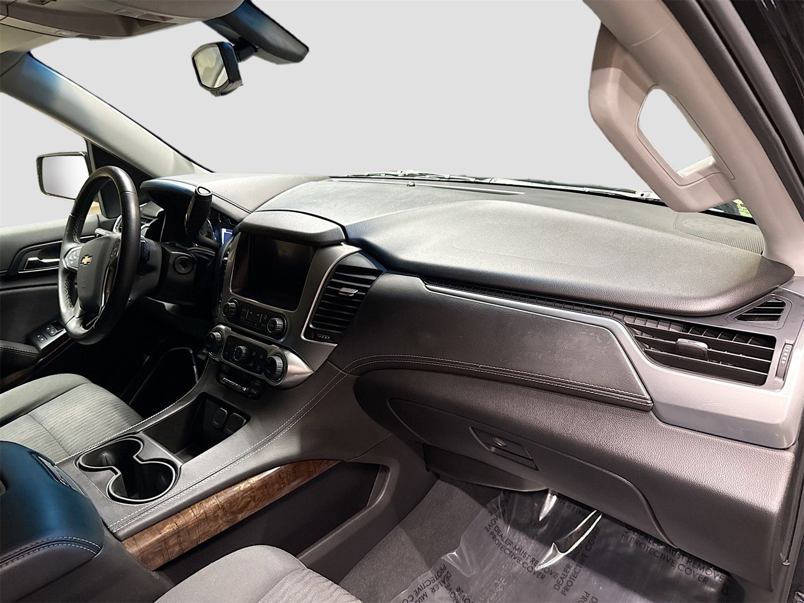 Used 2019 Chevrolet Suburban LS w/ All-Season Package image 30