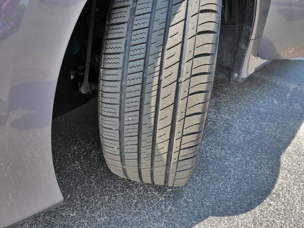 Used 2018 Honda Civic EX-L image 30