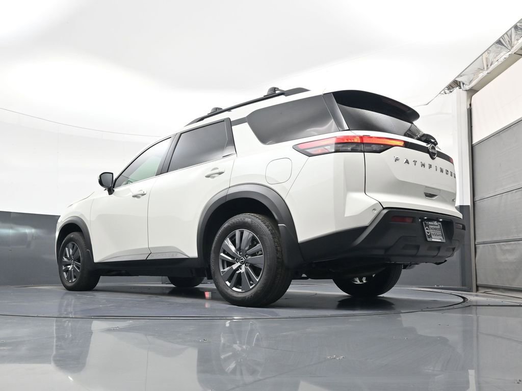 Used 2024 Nissan Pathfinder SV w/ Cargo Package FWD image 21