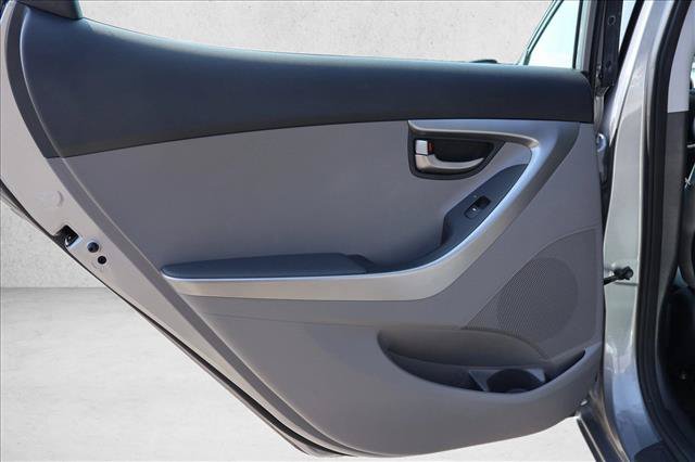 Used 2013 Hyundai Elantra GLS FWD image 21