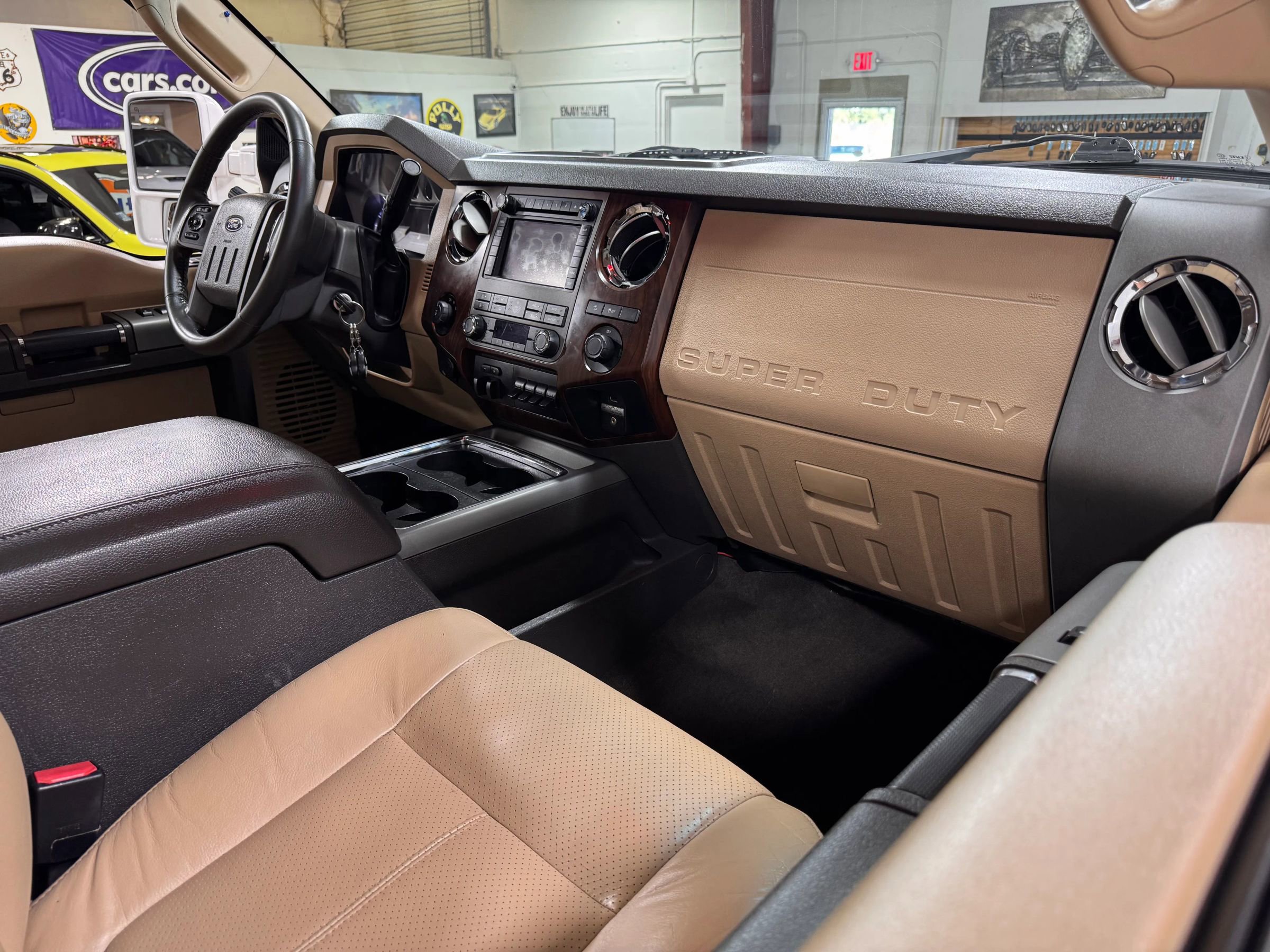 Used 2012 Ford F250 Lariat w/ Lariat Ultimate Pkg AWD/4WD image 22