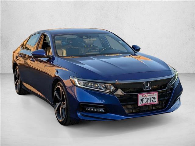 Used 2018 Honda Accord Sport image 3