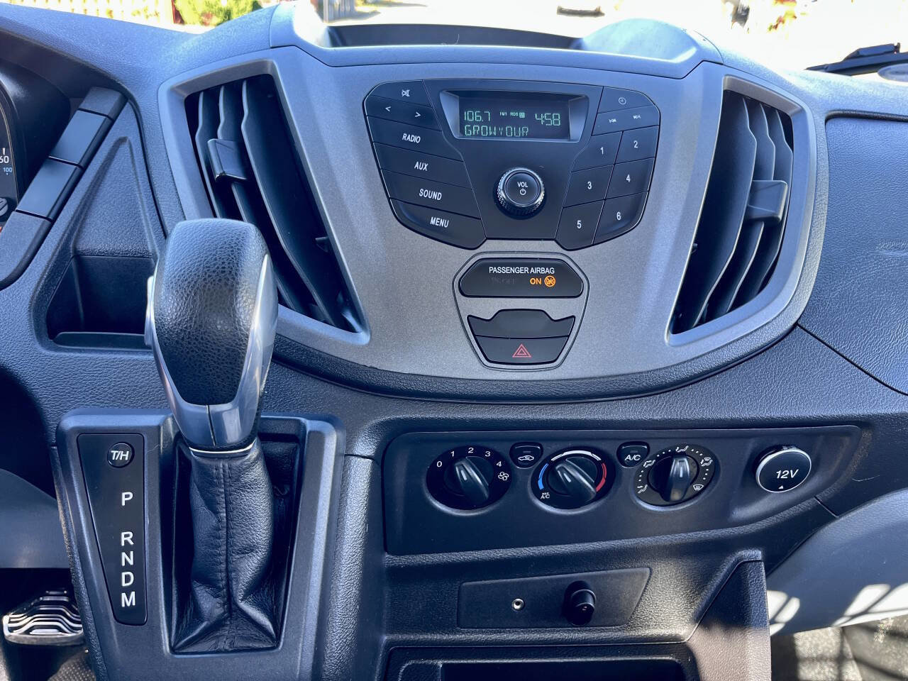 Used 2018 Ford Transit 250 250 2dr 138 in. WB SRW Chassis image 13