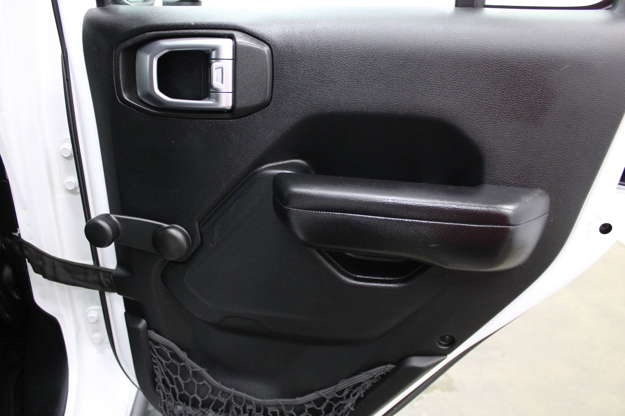 Used 2018 Jeep Wrangler Unlimited Sport image 20