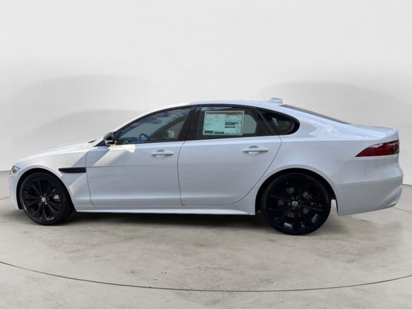 New 2024 Jaguar XF R-Dynamic SE image 2