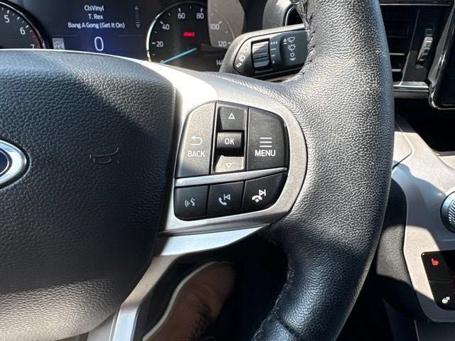 Used 2024 Ford Explorer XLT w/ Equipment Group 202A AWD/4WD image 26