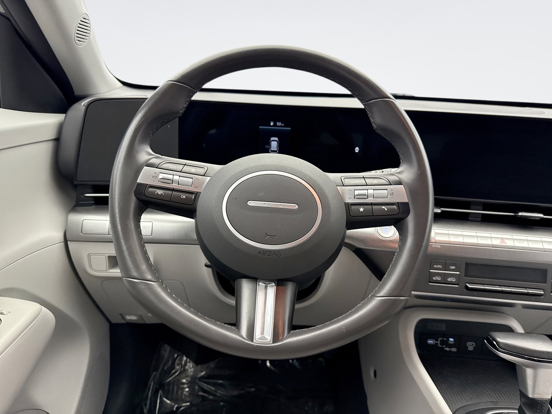 Used 2024 Hyundai Kona SEL image 12