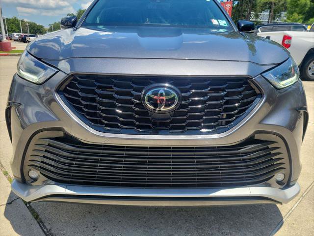 Certified 2024 Toyota Highlander XSE FWD image 4