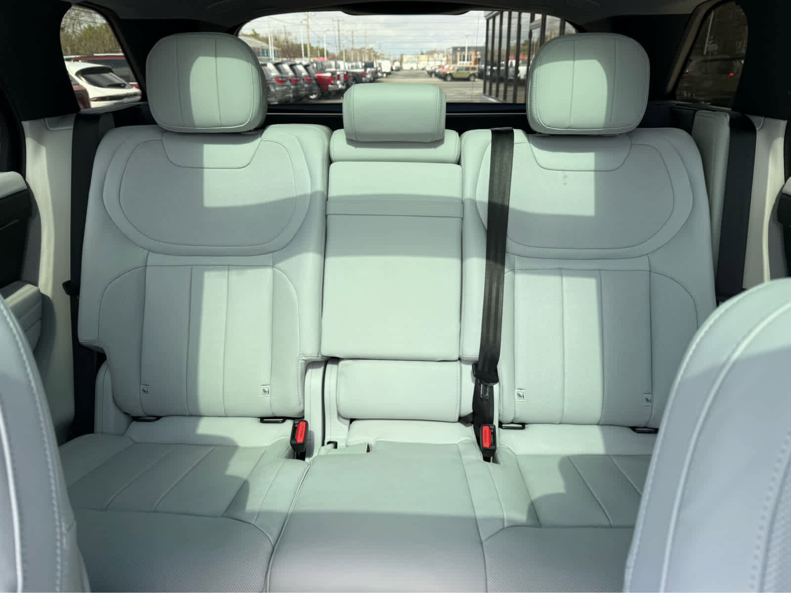 Used 2023 Land Rover Range Rover Sport SE image 31