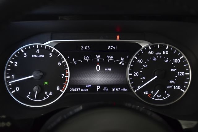 Used 2024 Nissan Pathfinder SL AWD/4WD image 10