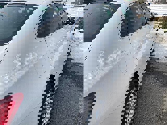 Used 2023 Chevrolet Malibu LT image 19