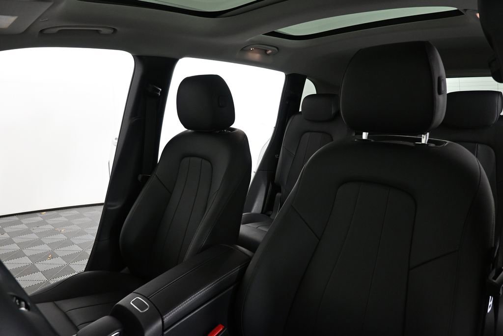 Used 2022 Mercedes-Benz GLB 250 image 5