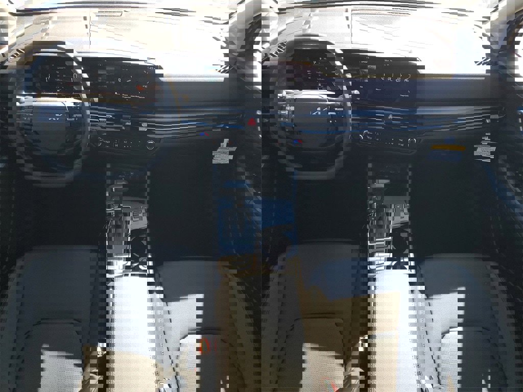 New 2026 Kia Sportage EX image 24