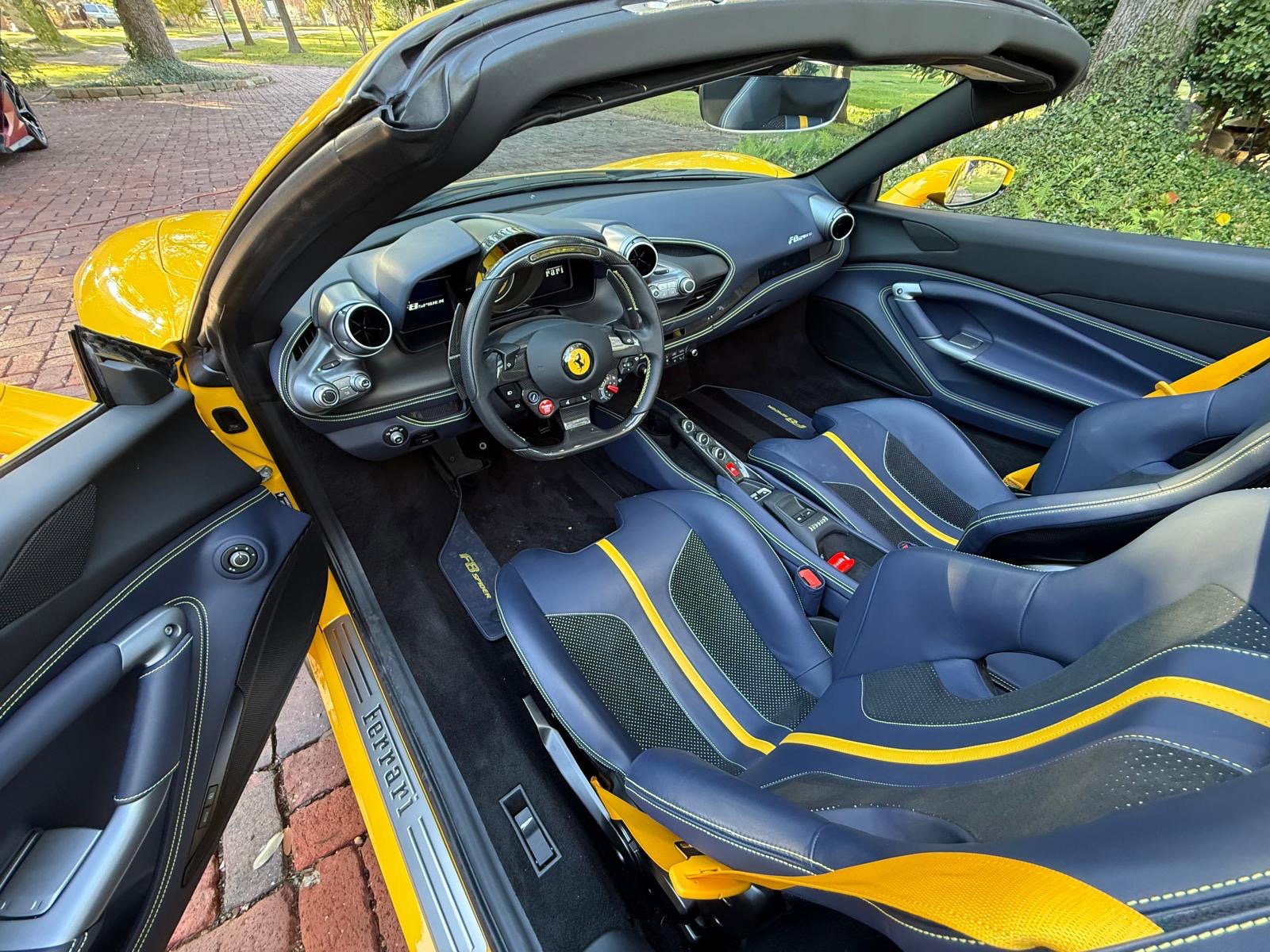 Used 2023 Ferrari F8 Tributo image 12