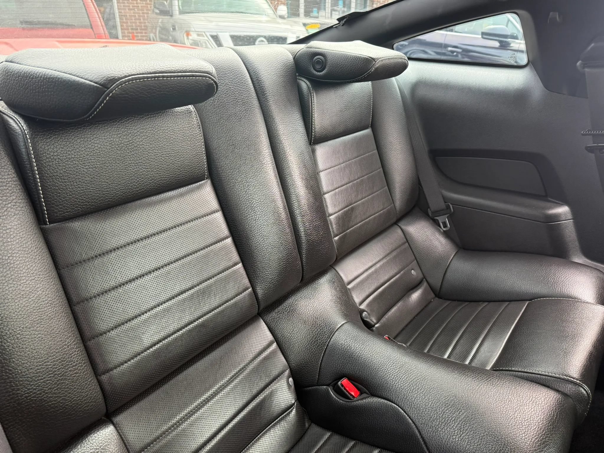 Used 2011 Ford Mustang Premium w/ 202A Rapid Spec Order Code RWD image 14