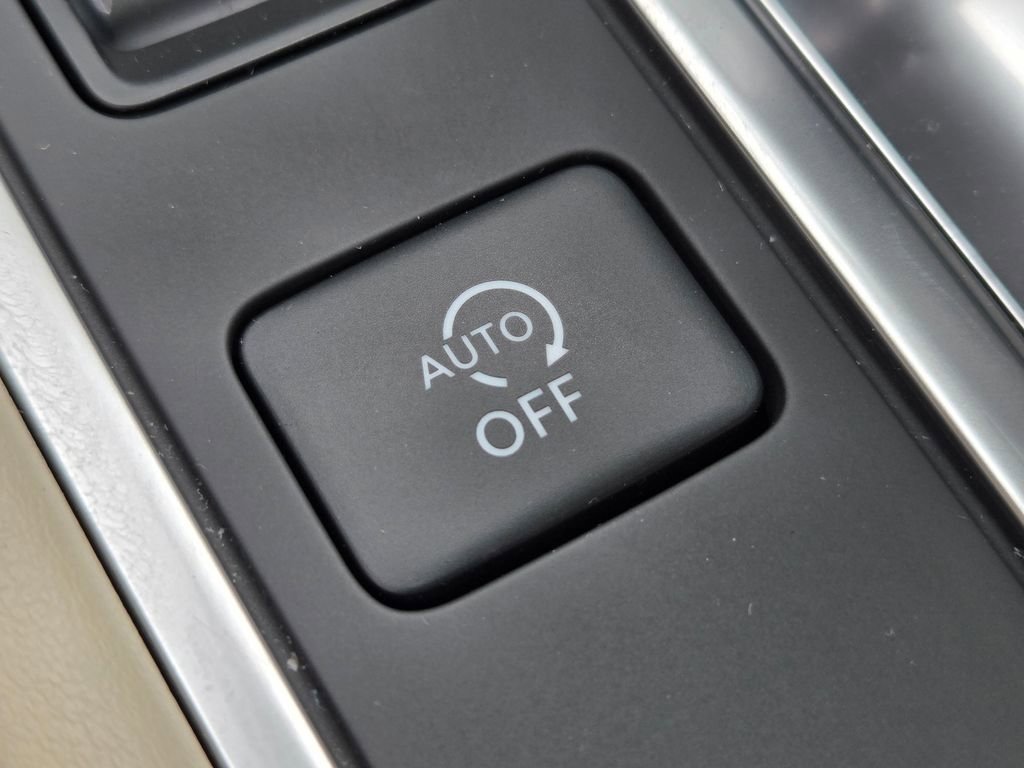 Used 2025 INFINITI QX60 Sensory w/ Vision Package AWD/4WD image 17